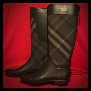 100% Authentic Burberry rain boots